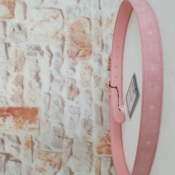 New MCM Mode Travia Visetos Reversible Belt - Picture 5 of 9